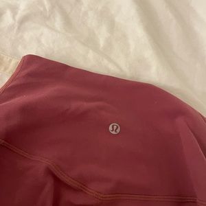 Lululemon leggings 23 or 25 inch I’m not sure